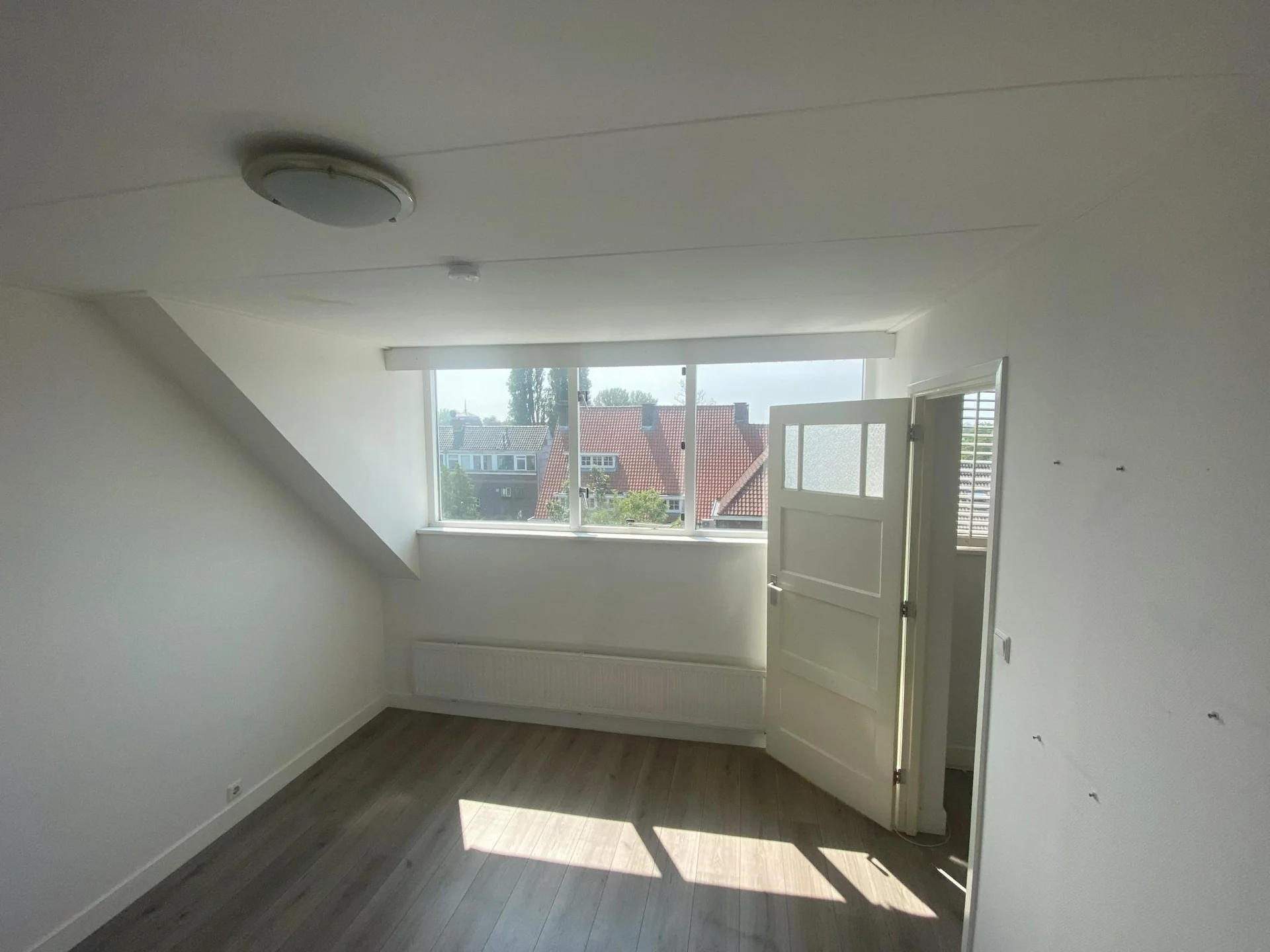 Foto van de Kamer gelegen aan de Breeweg in Rotterdam