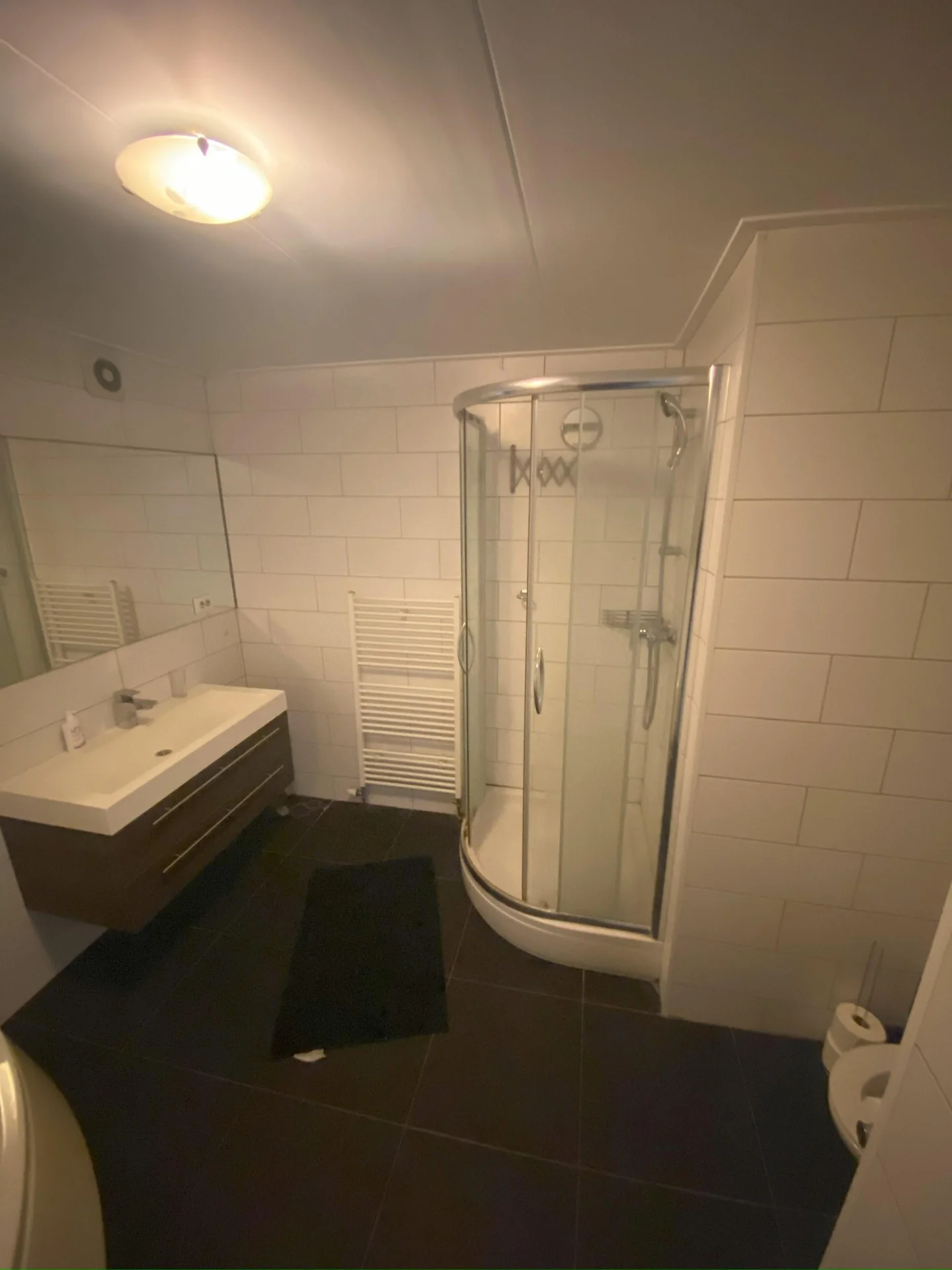 Foto van de Kamer gelegen aan de Breeweg in Rotterdam