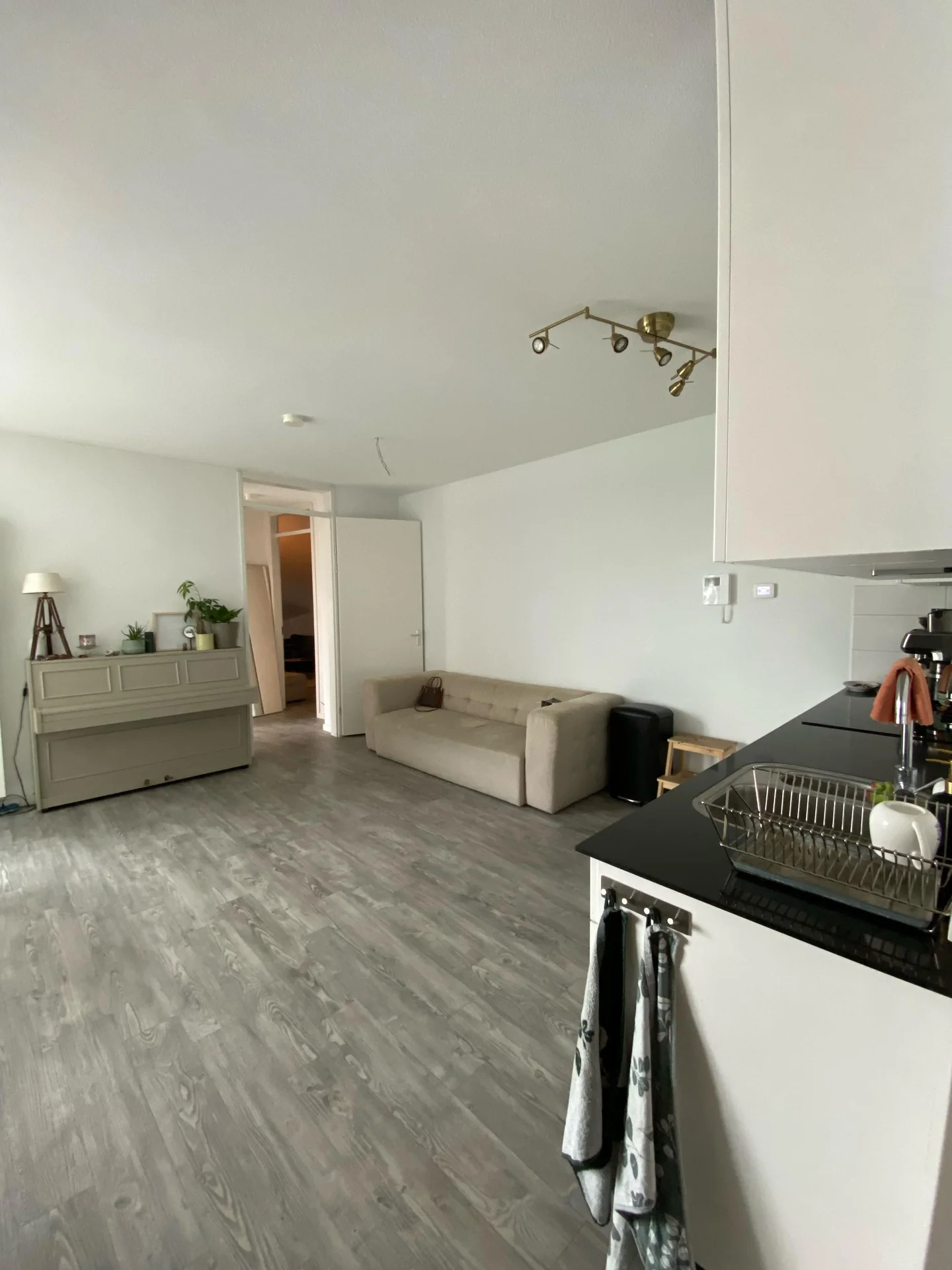 Foto van de Kamer gelegen aan de Friesestraatweg in Groningen
