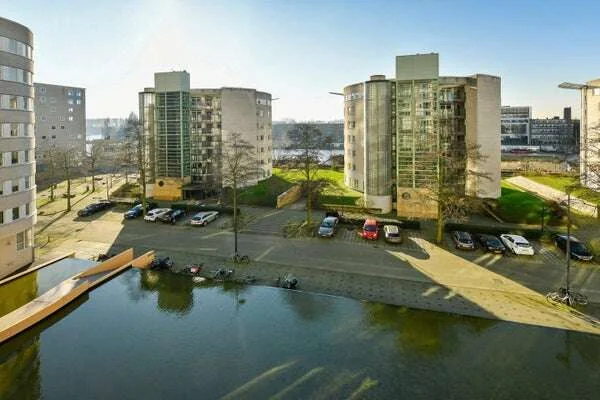 Foto van de Appartement gelegen aan de Omval in Amsterdam