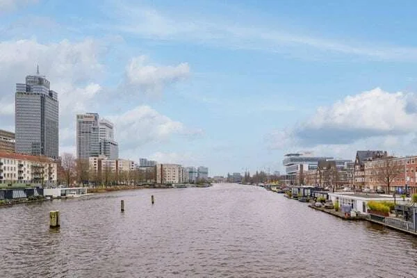 Foto van de Appartement gelegen aan de Omval in Amsterdam