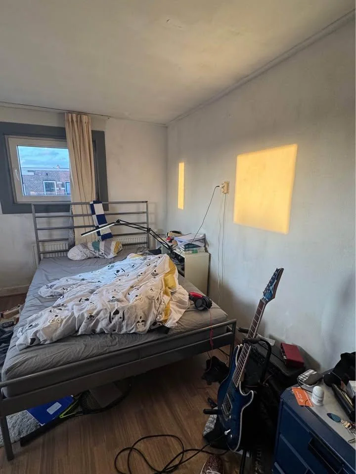 geblurde versie van de foto als achtergrond