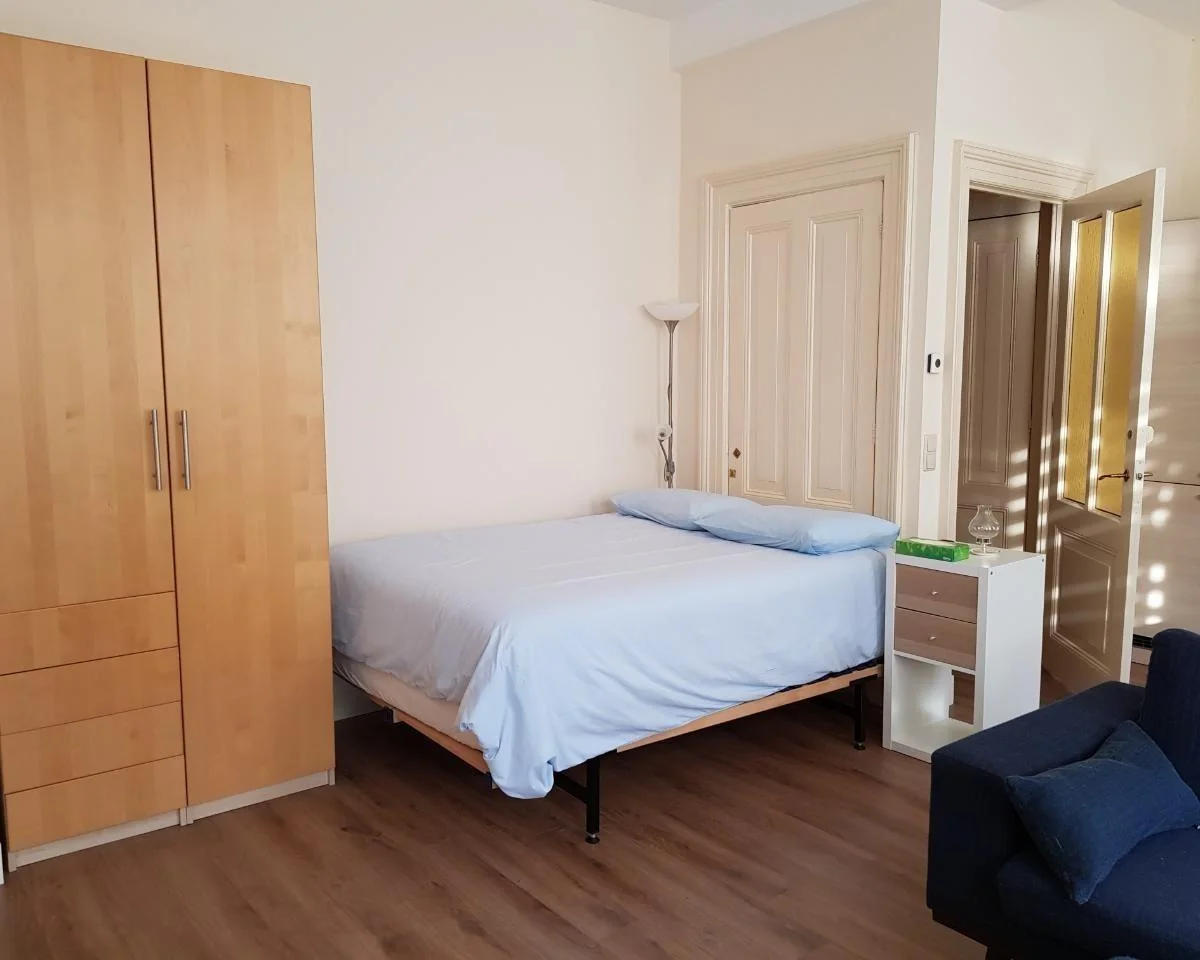 Foto van de Studio gelegen aan de Eerste Helmersstraat in Amsterdam