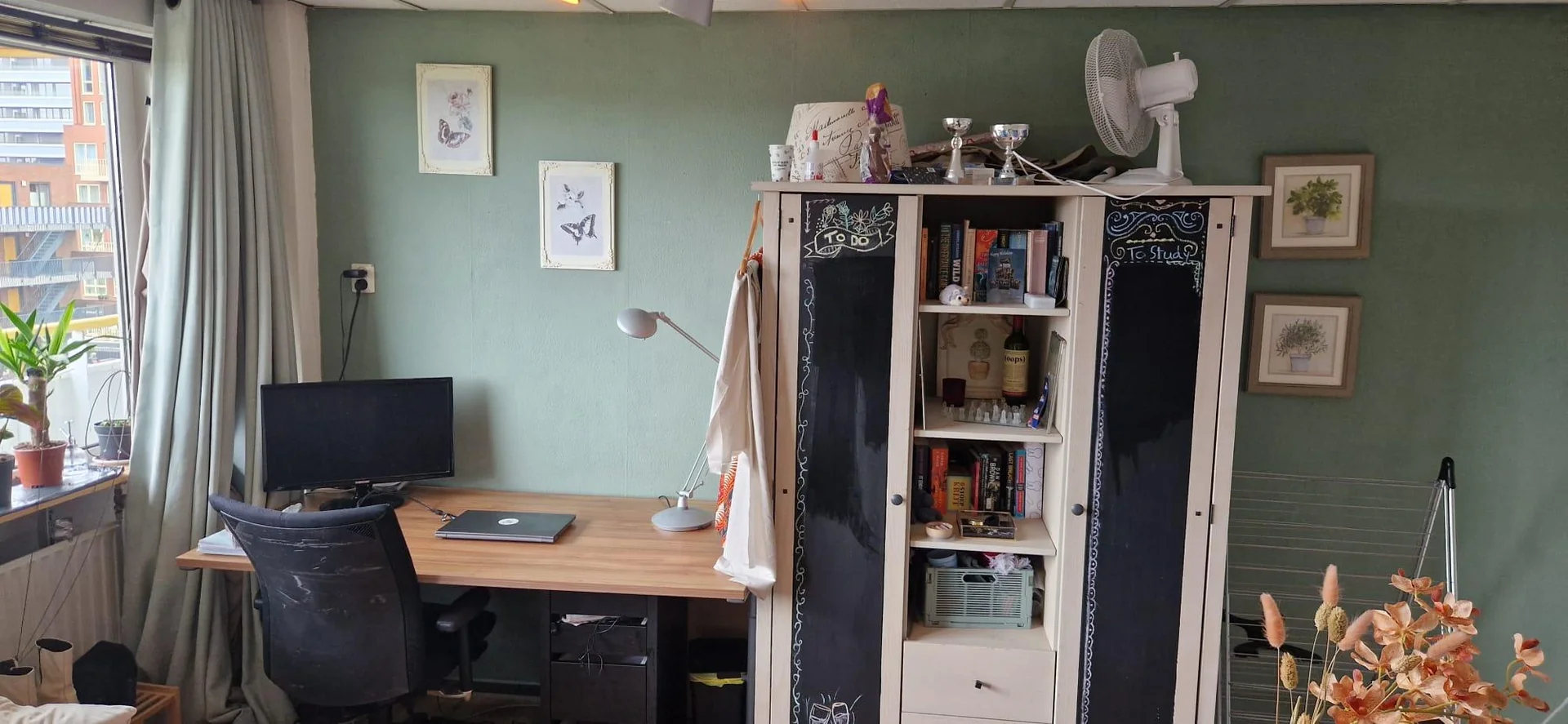 Foto van de Kamer gelegen aan de E. du Perronlaan in Delft