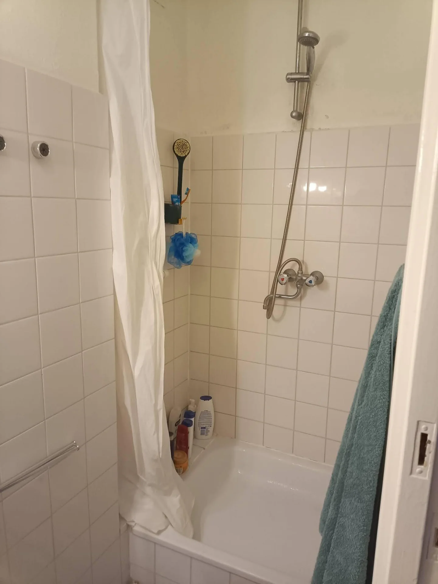 Foto van de Kamer gelegen aan de Van Maarseveenstraat in Tilburg
