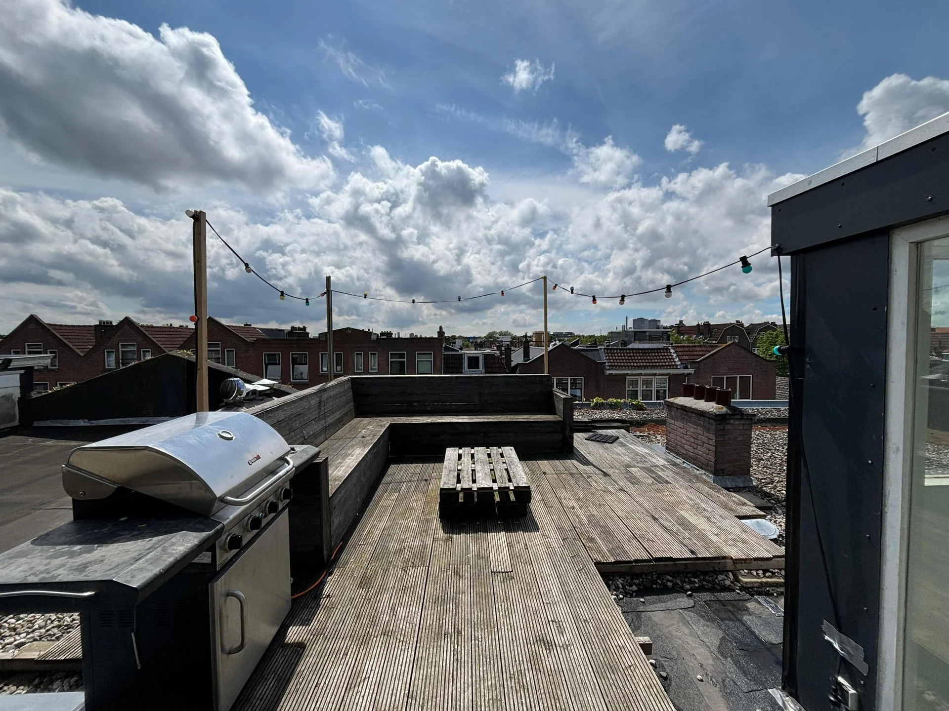 Foto van de Kamer gelegen aan de Van Weelstraat in Rotterdam