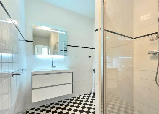 Foto van de Appartement gelegen aan de Stadionkade in Amsterdam