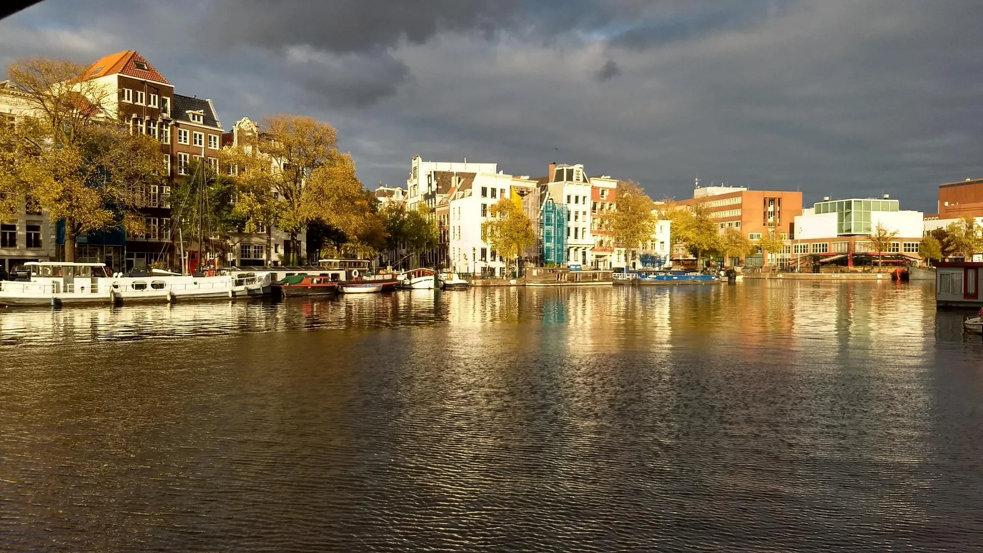 Foto van de Kamer gelegen aan de Amstel in Amsterdam