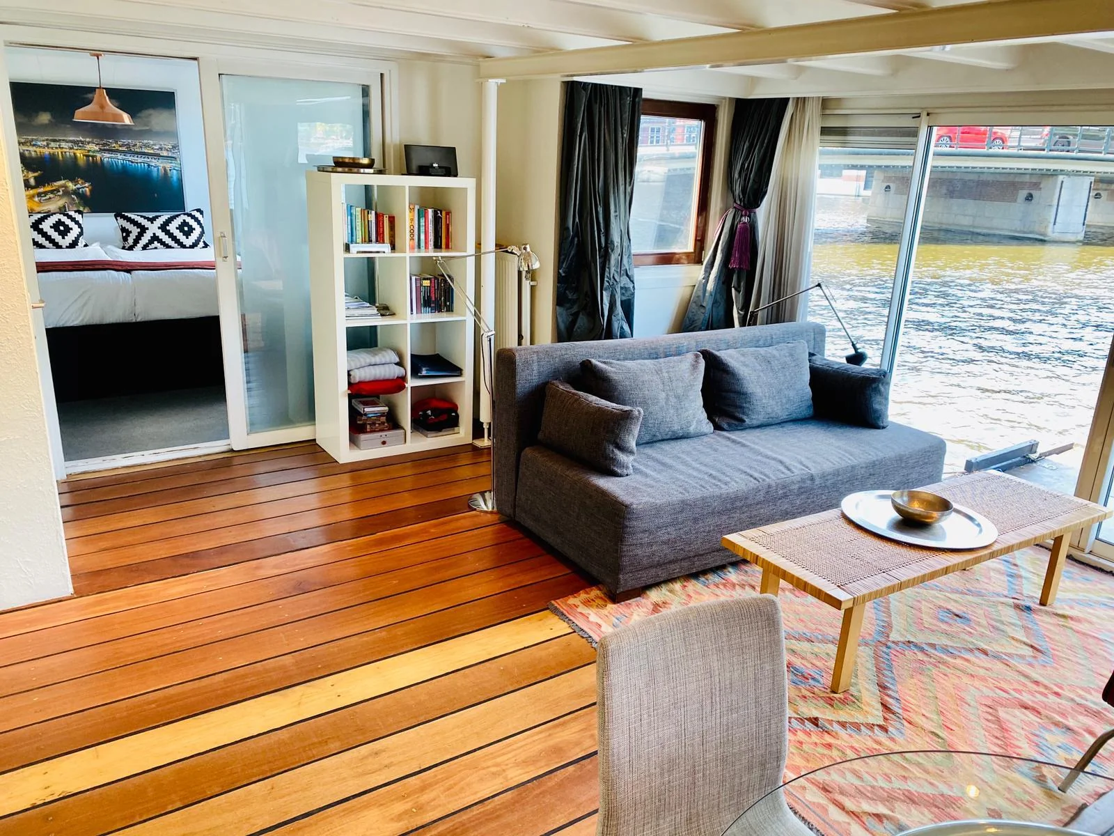 Foto van de Kamer gelegen aan de Amstel in Amsterdam