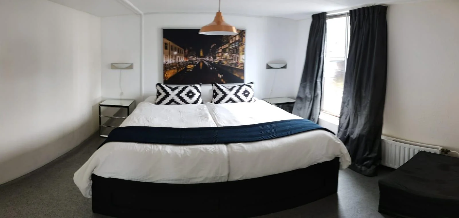 Foto van de Kamer gelegen aan de Amstel in Amsterdam