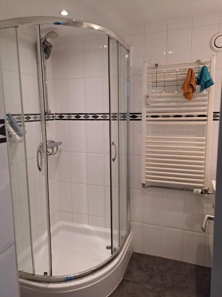Foto van de Kamer gelegen aan de Van Nijenrodeweg in Amsterdam