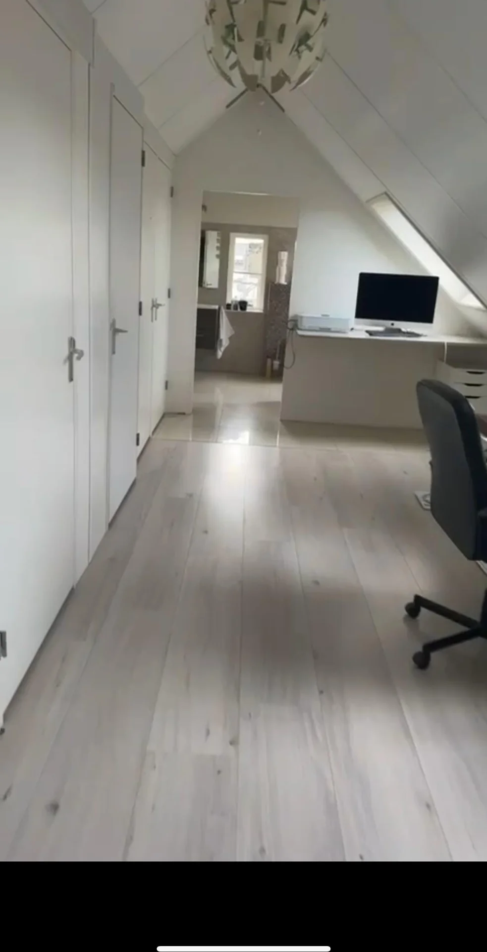 Foto van de Kamer gelegen aan de van Beekstraat in Landsmeer