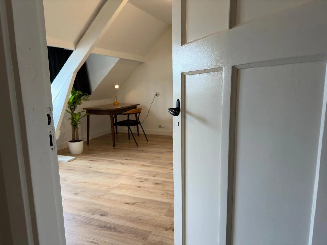 Foto van de Kamer gelegen aan de Zwembadweg in Eindhoven