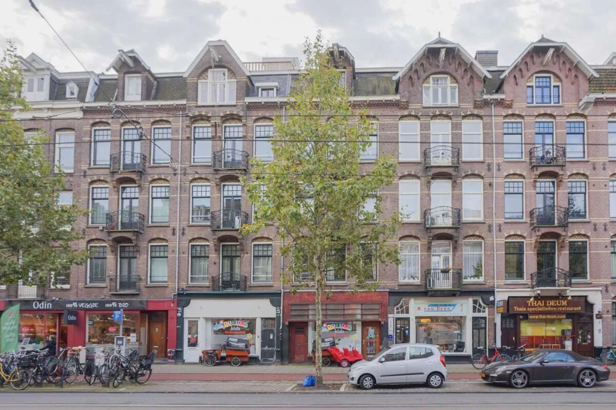 Foto van de Appartement gelegen aan de Ceintuurbaan in Amsterdam