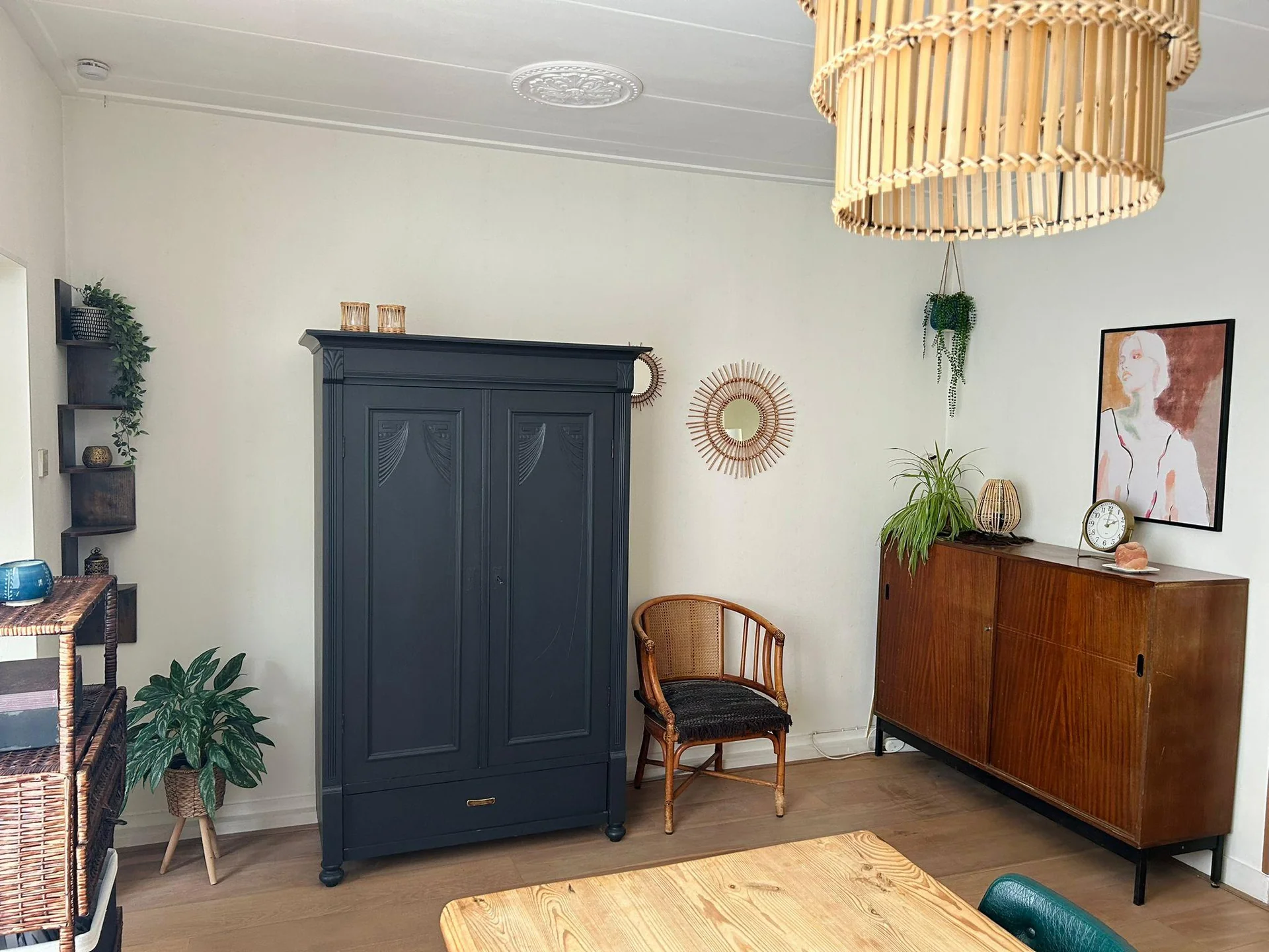 geblurde versie van de foto als achtergrond