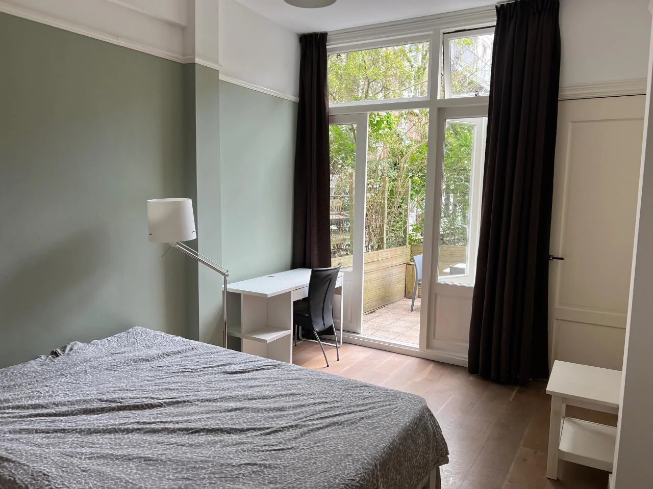 Foto van de Appartement gelegen aan de Ceintuurbaan in Amsterdam