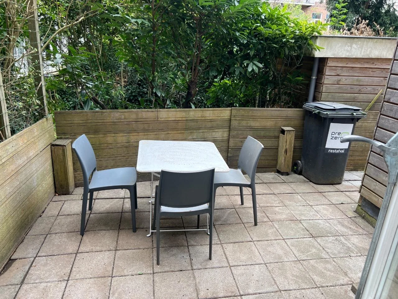 Foto van de Appartement gelegen aan de Ceintuurbaan in Amsterdam