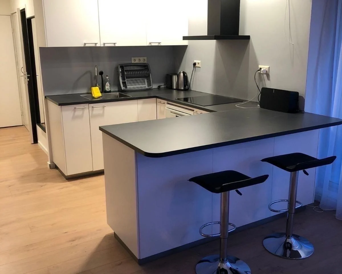 geblurde versie van de foto als achtergrond