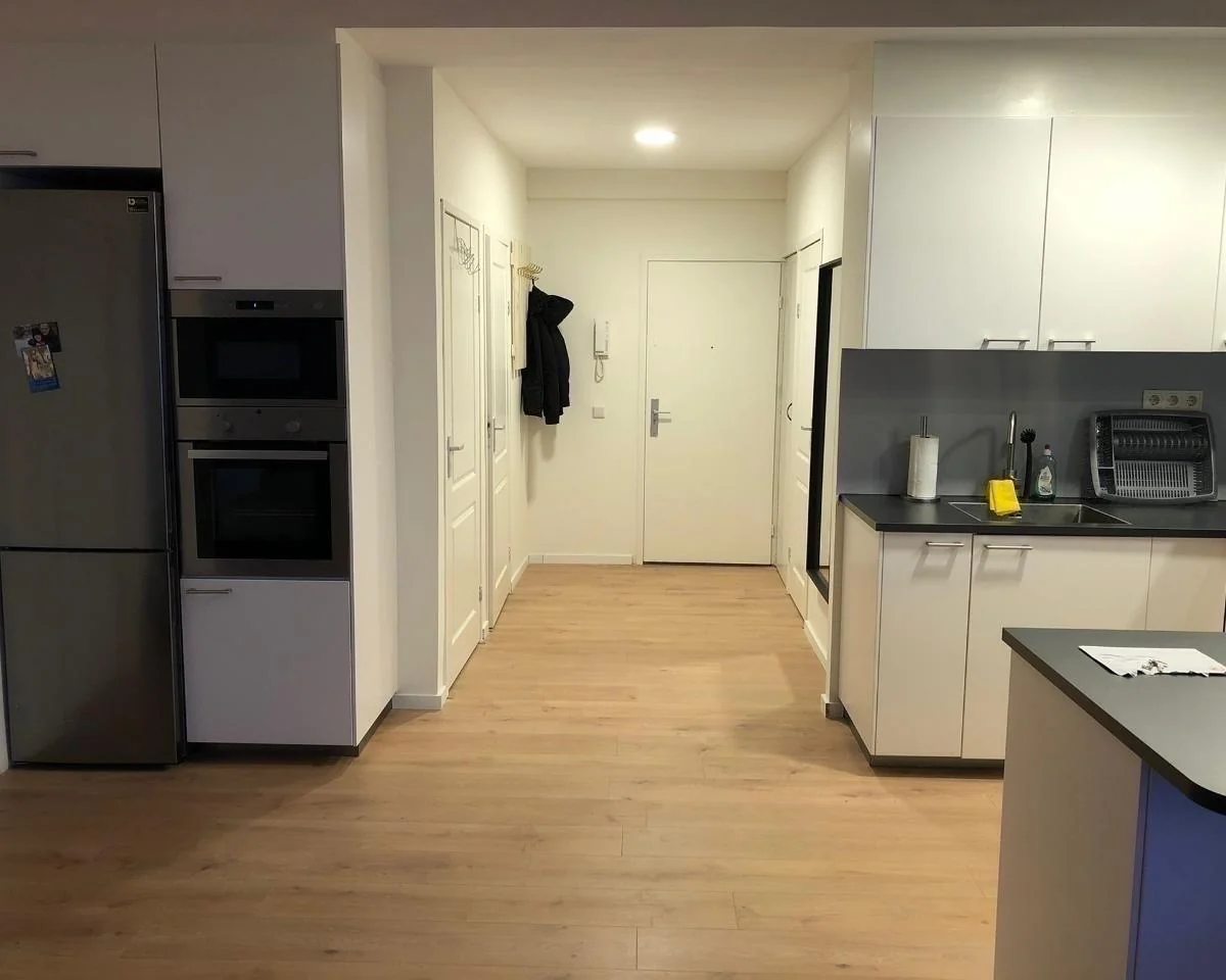 geblurde versie van de foto als achtergrond