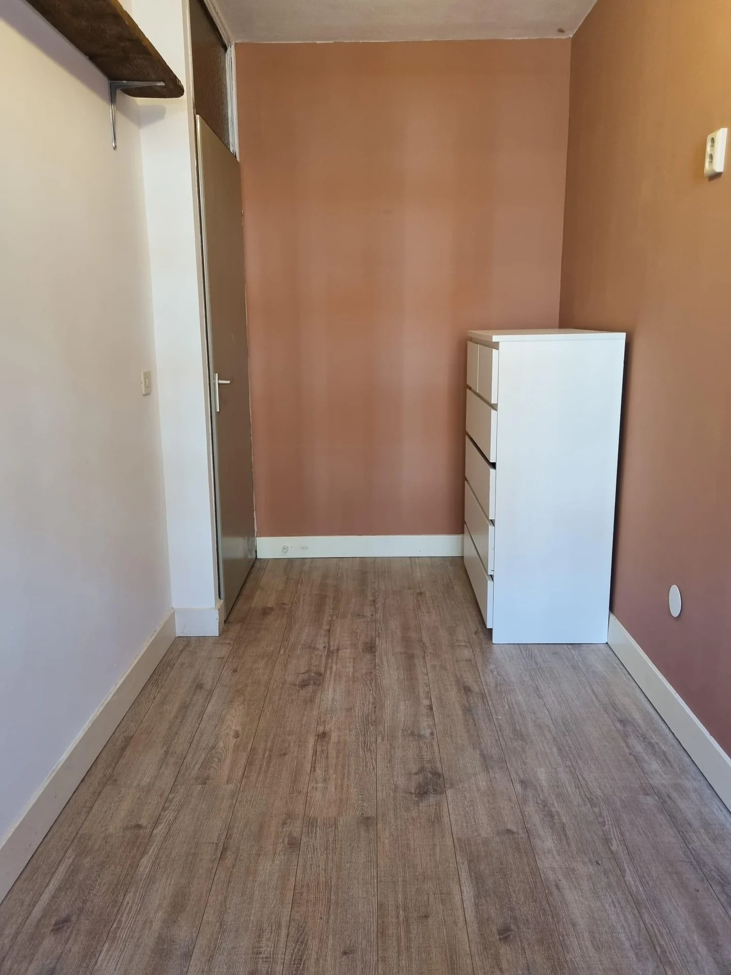 Foto van de Kamer gelegen aan de Tidorestraat in Amsterdam