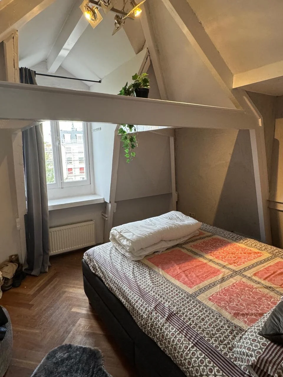 Foto van de Kamer gelegen aan de Bilderdijkkade in Amsterdam