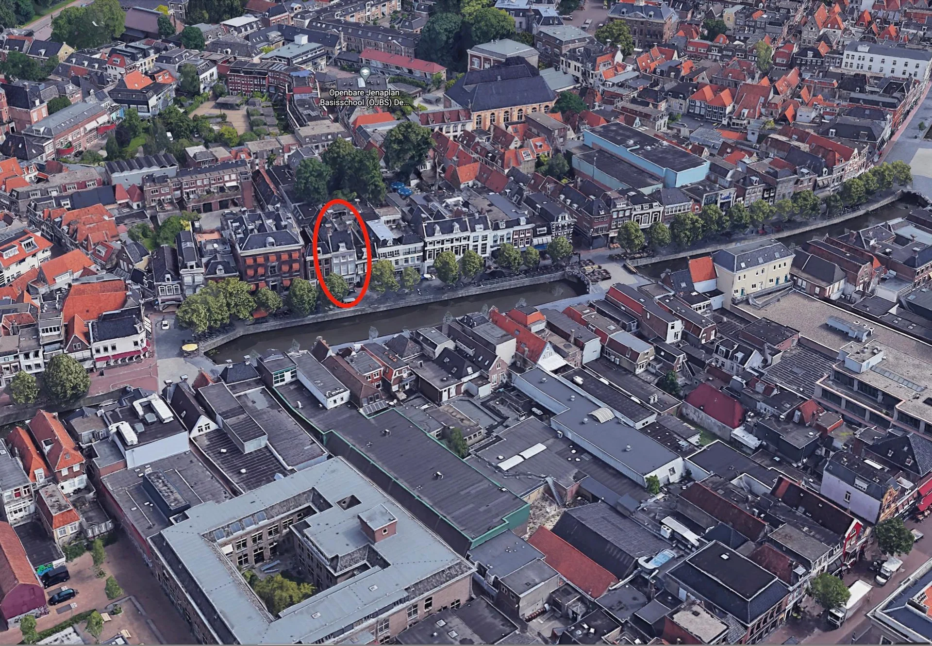 Foto van de Kamer gelegen aan de Nieuwestad in Leeuwarden