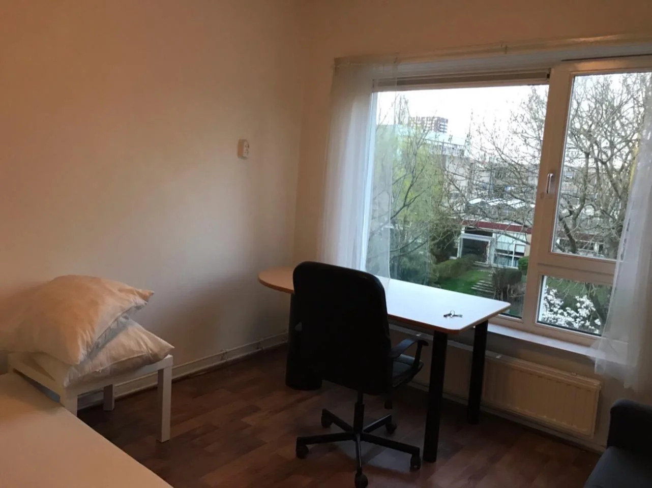 Foto van de Kamer gelegen aan de Archimedesplantsoen in Amsterdam
