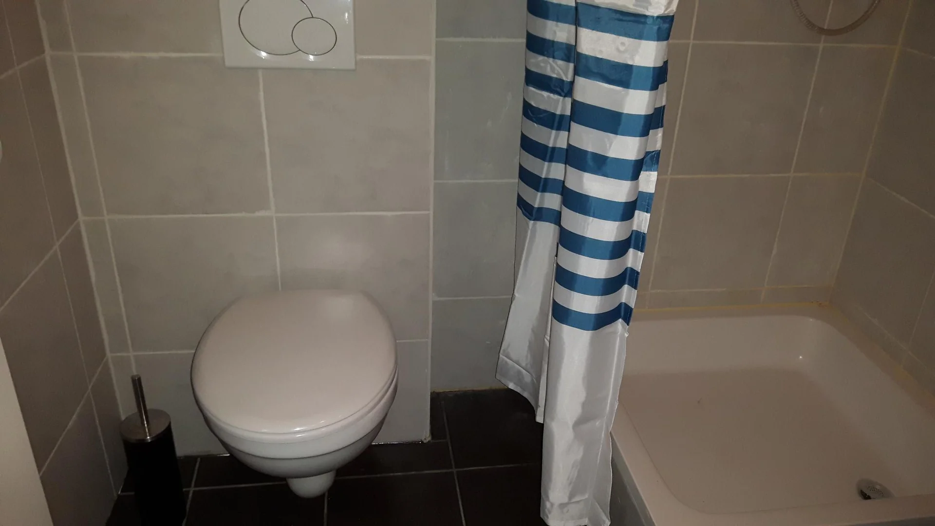 Foto van de Studio gelegen aan de Hoendiepskade in Groningen