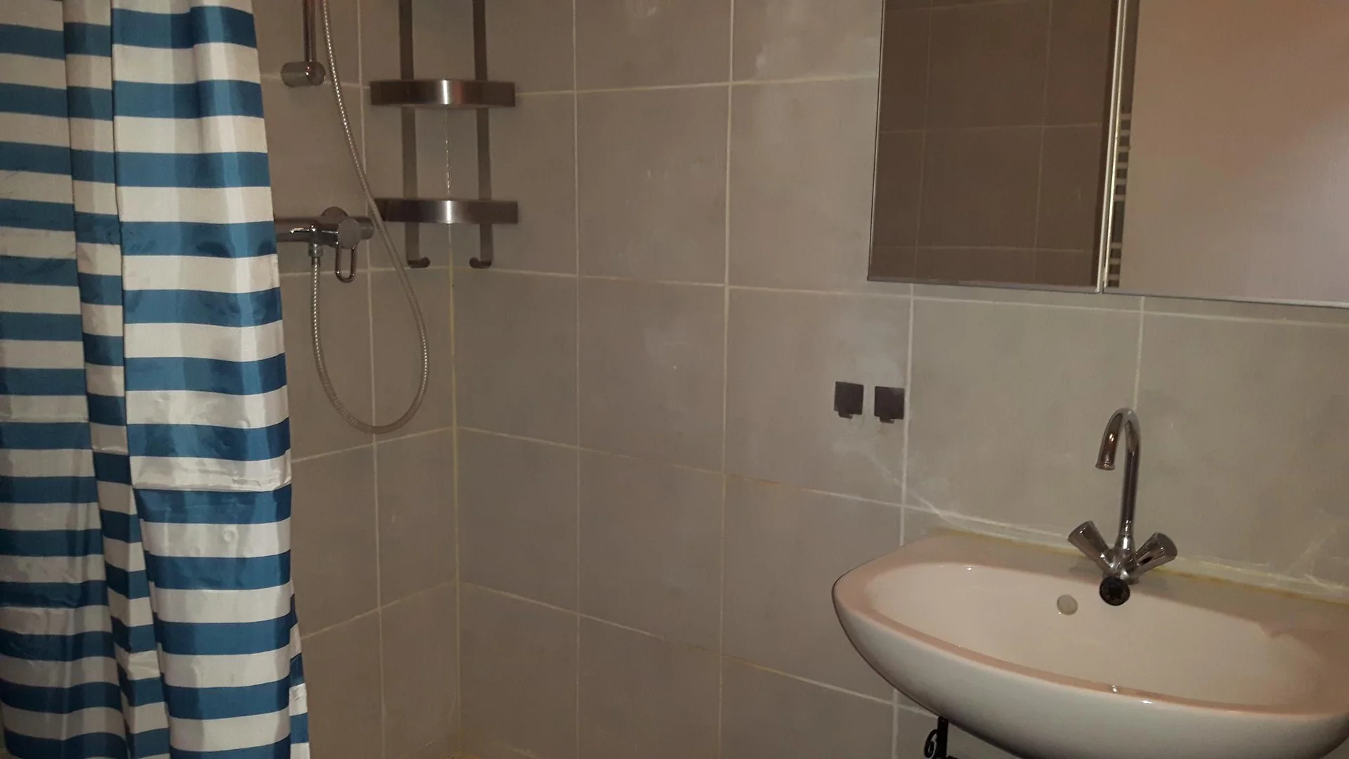 Foto van de Studio gelegen aan de Hoendiepskade in Groningen