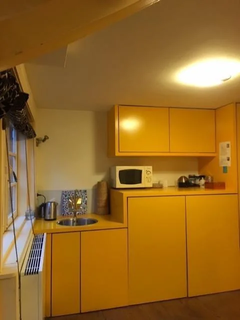 Foto van de Studio gelegen aan de Ringdijk in Rotterdam