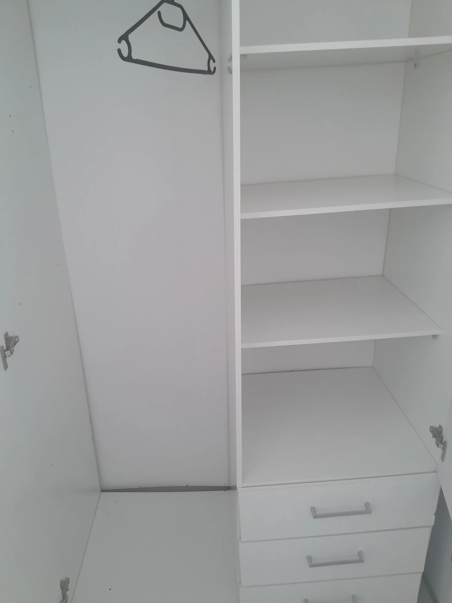 Foto van de Kamer gelegen aan de De Leeuw van Vlaanderenstraat in Amsterdam