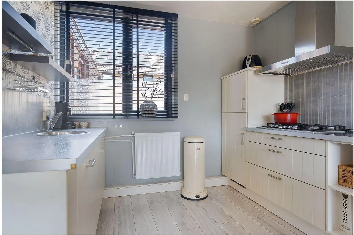Foto van de Kamer gelegen aan de Hiddemaheerd in Groningen