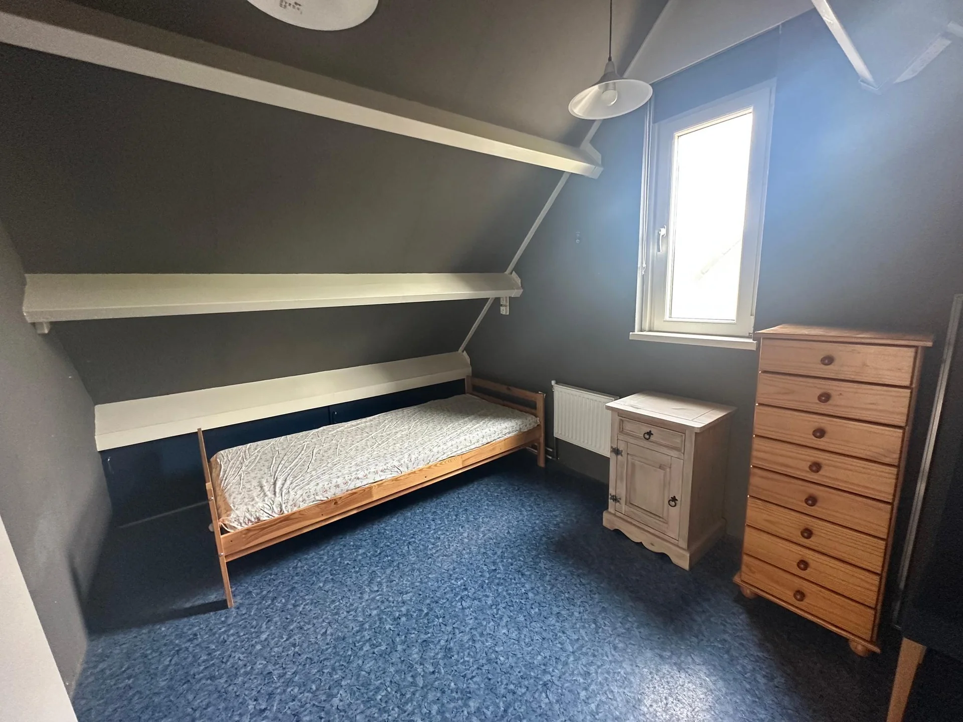 Foto van de Kamer gelegen aan de Hiddemaheerd in Groningen