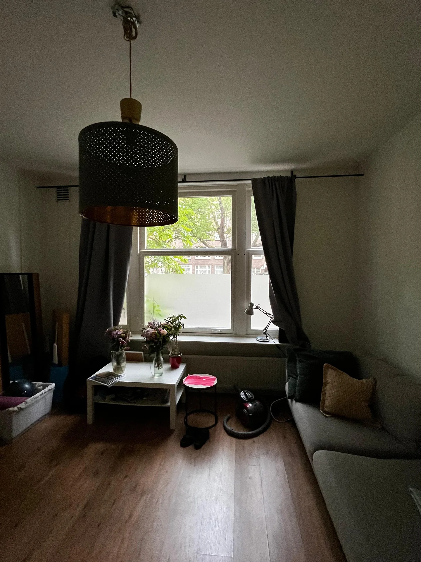 Foto van de Kamer gelegen aan de Van Tuyll van Serooskerkenweg in Amsterdam