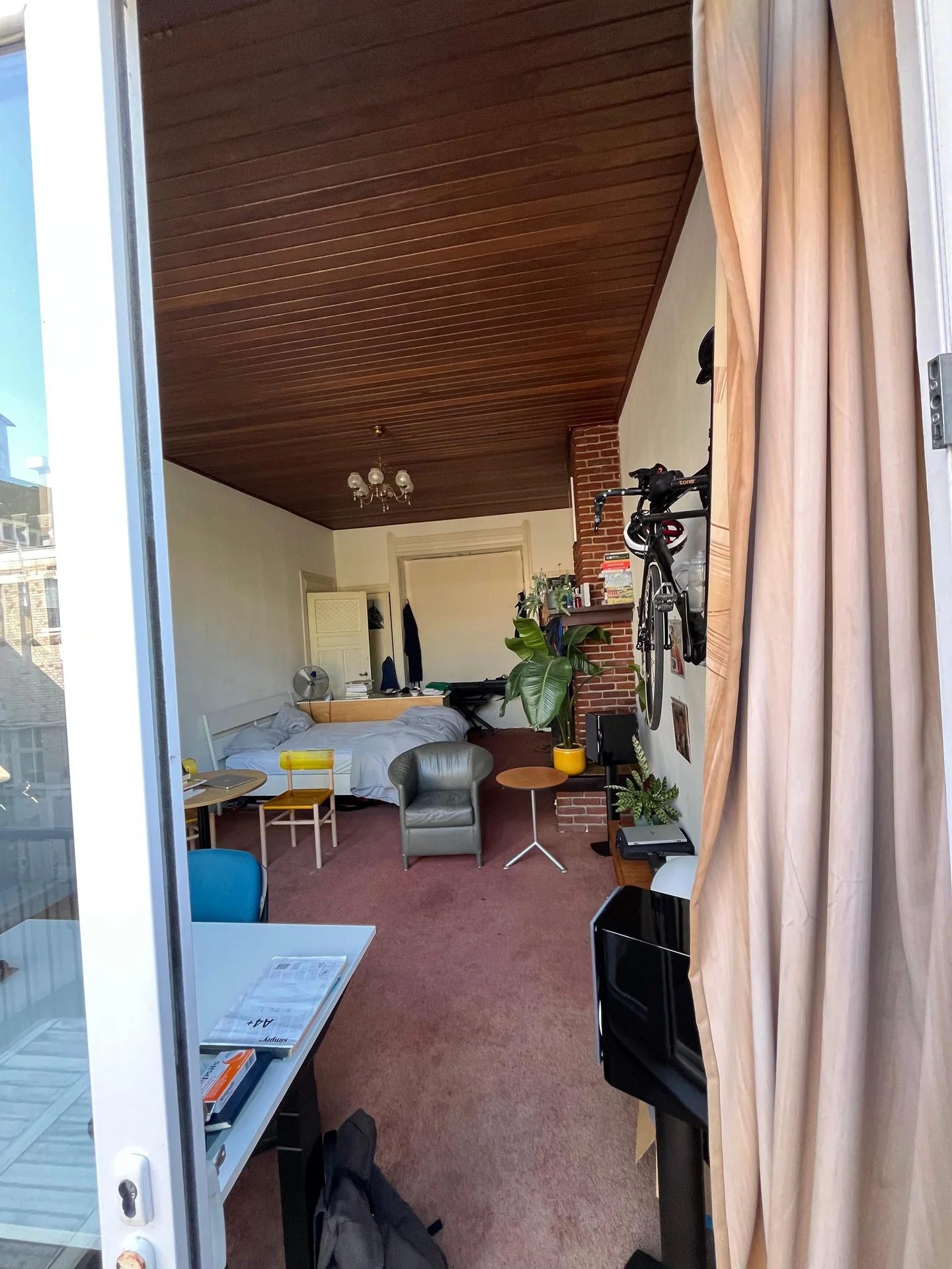 Foto van de Kamer gelegen aan de Weteringkade in Den Haag