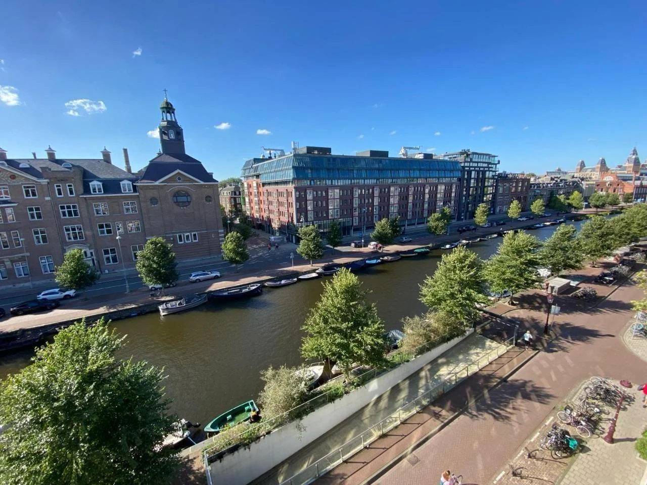Foto van de Studio gelegen aan de Ruysdaelkade in Amsterdam
