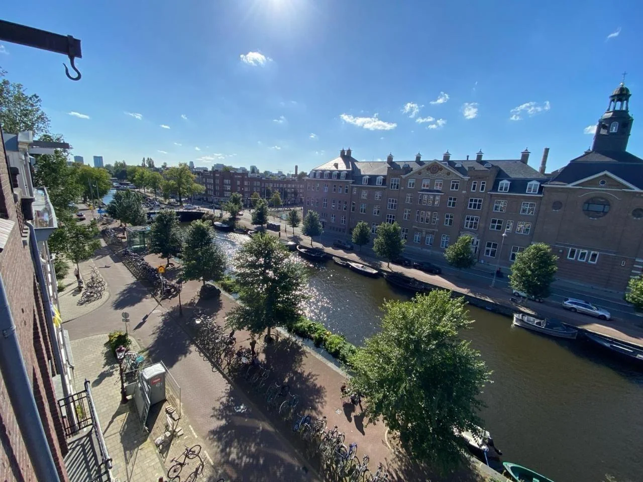 Foto van de Studio gelegen aan de Ruysdaelkade in Amsterdam