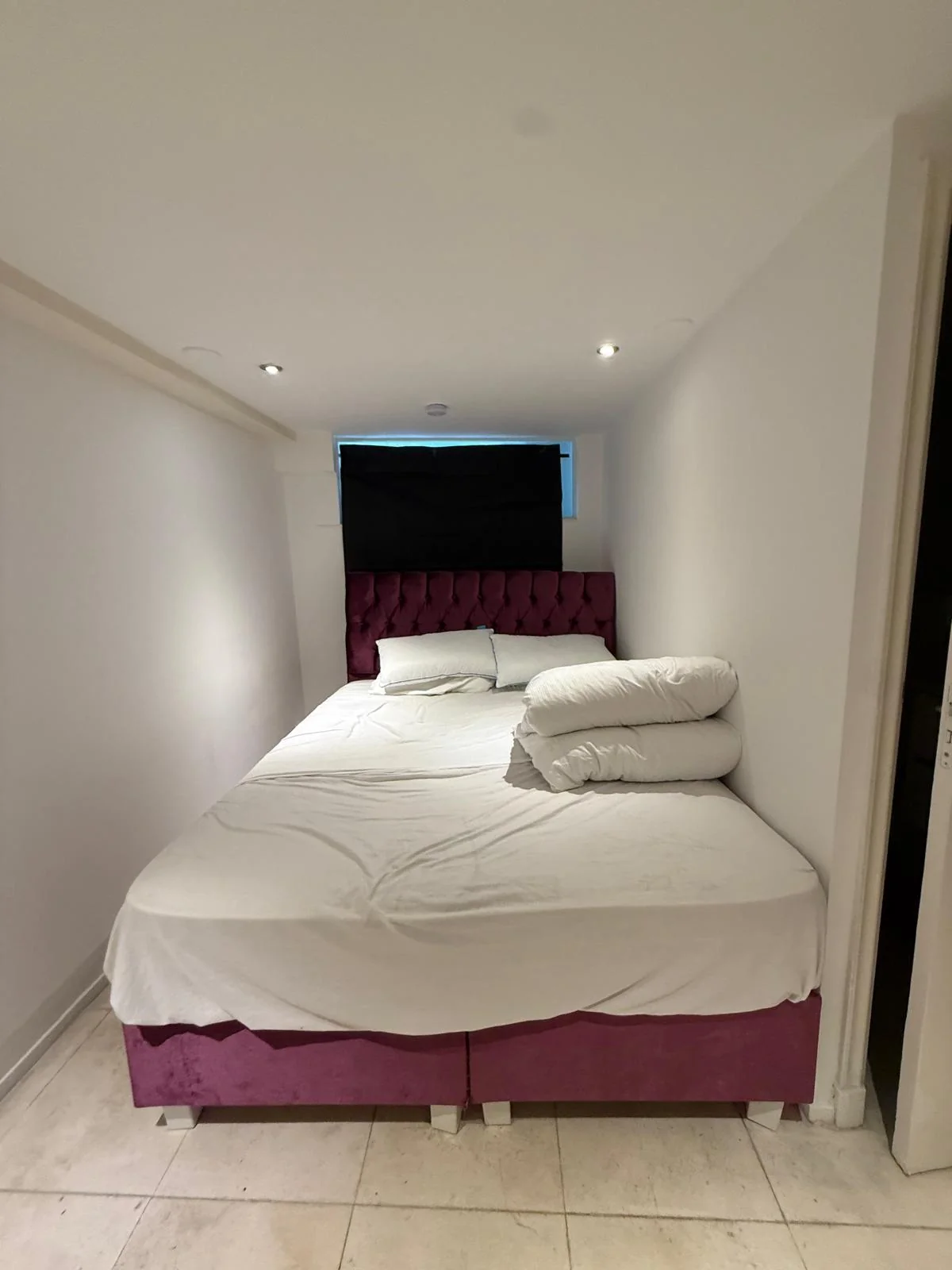 Foto van de Kamer gelegen aan de Spuistraat in Amsterdam