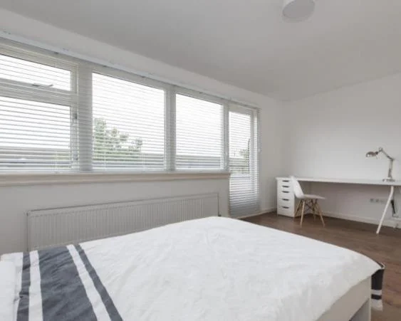 Foto van de Kamer gelegen aan de Frans Bekkerstraat in Rotterdam