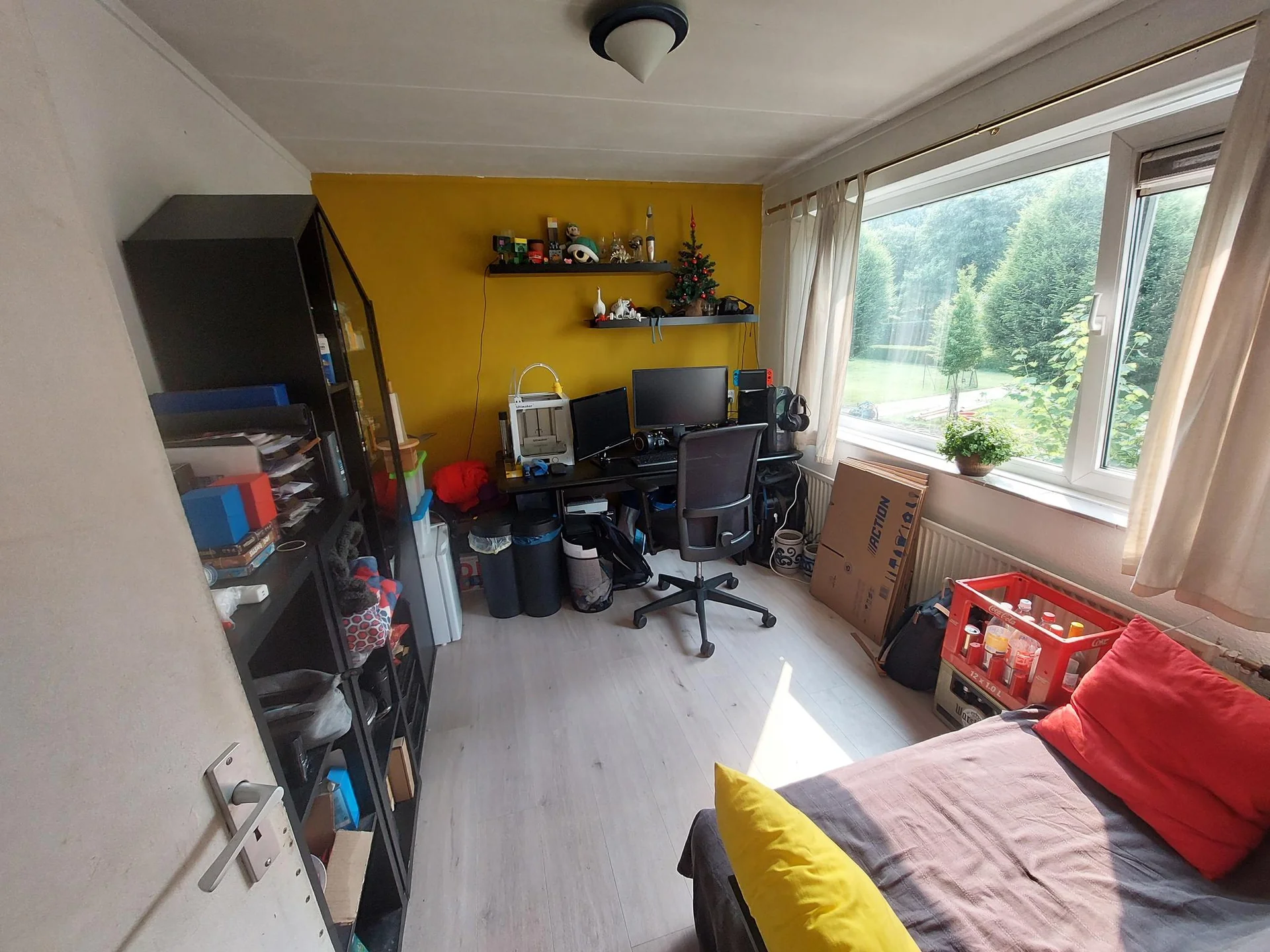 geblurde versie van de foto als achtergrond