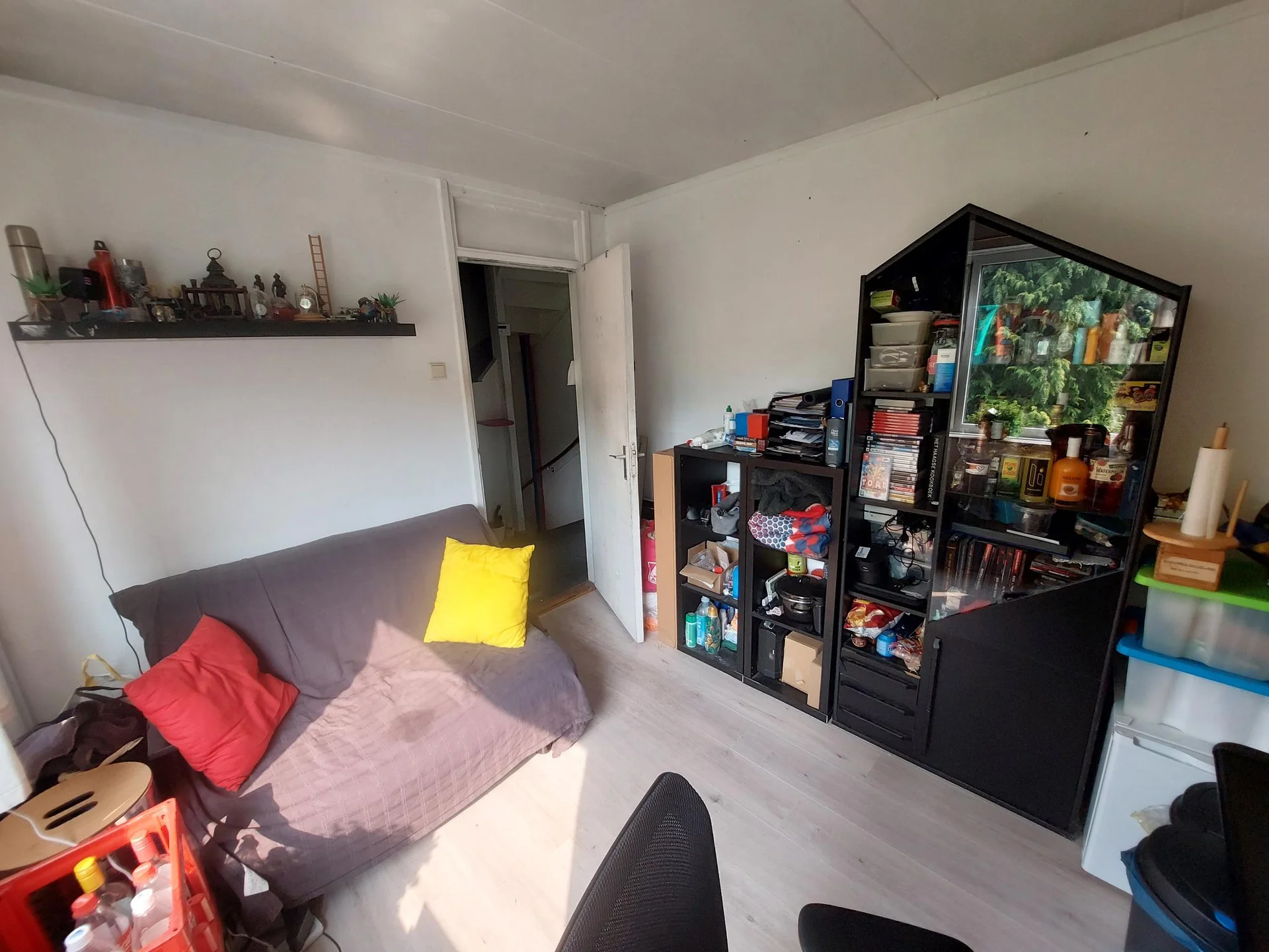 geblurde versie van de foto als achtergrond