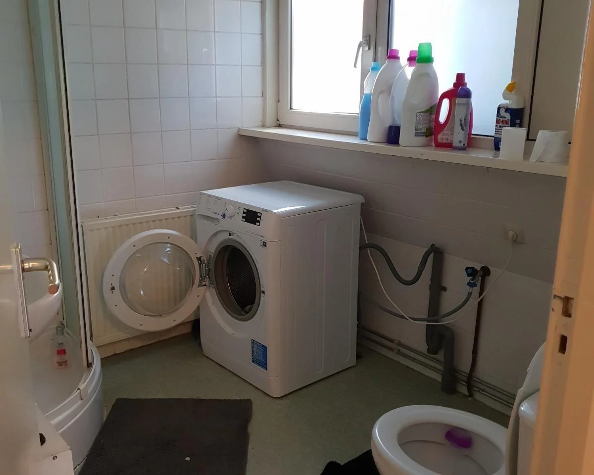 Foto van de Kamer gelegen aan de Polderlaan in Rotterdam