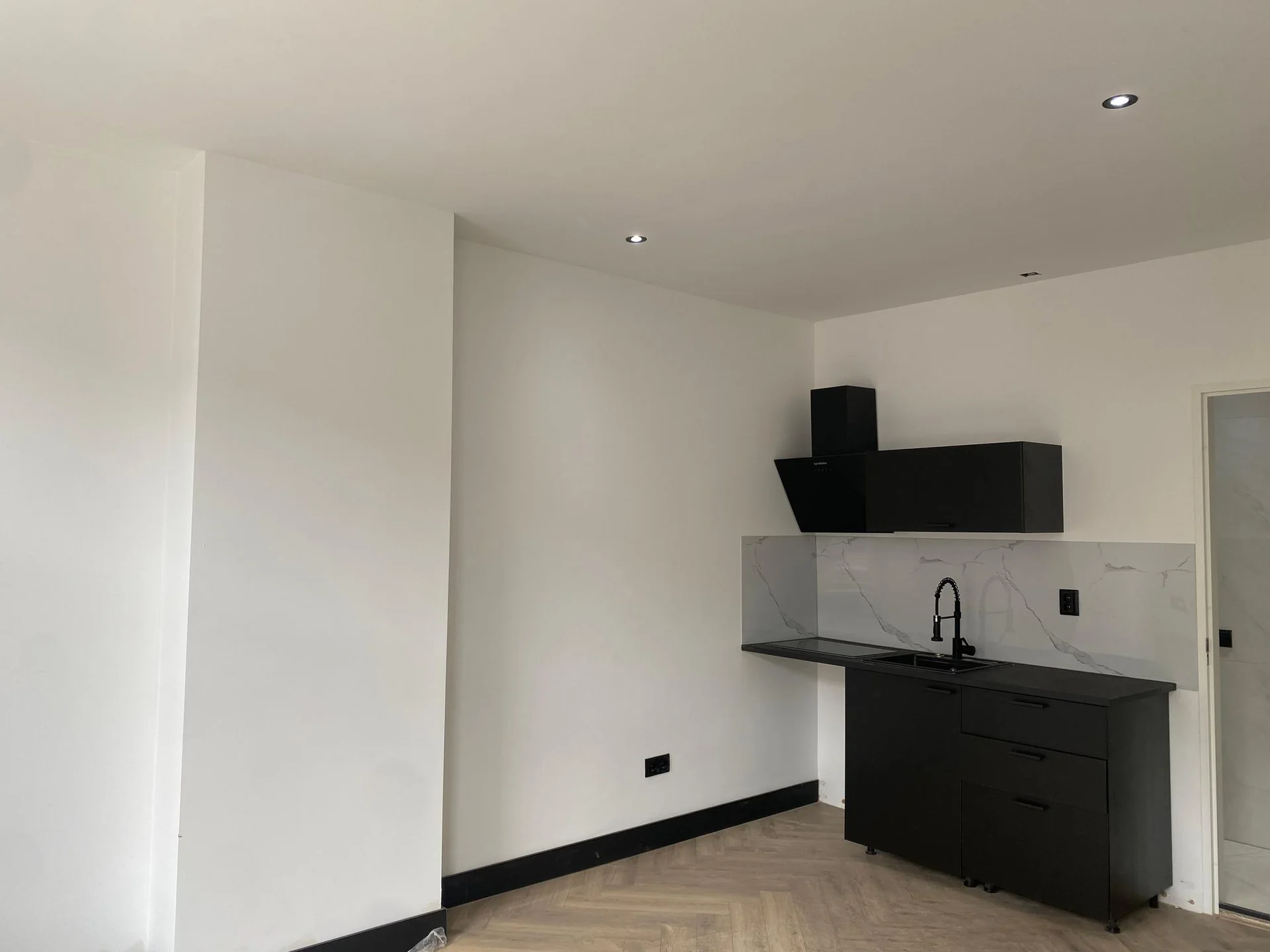 Foto van de Studio gelegen aan de Grote Visserijstraat in Rotterdam
