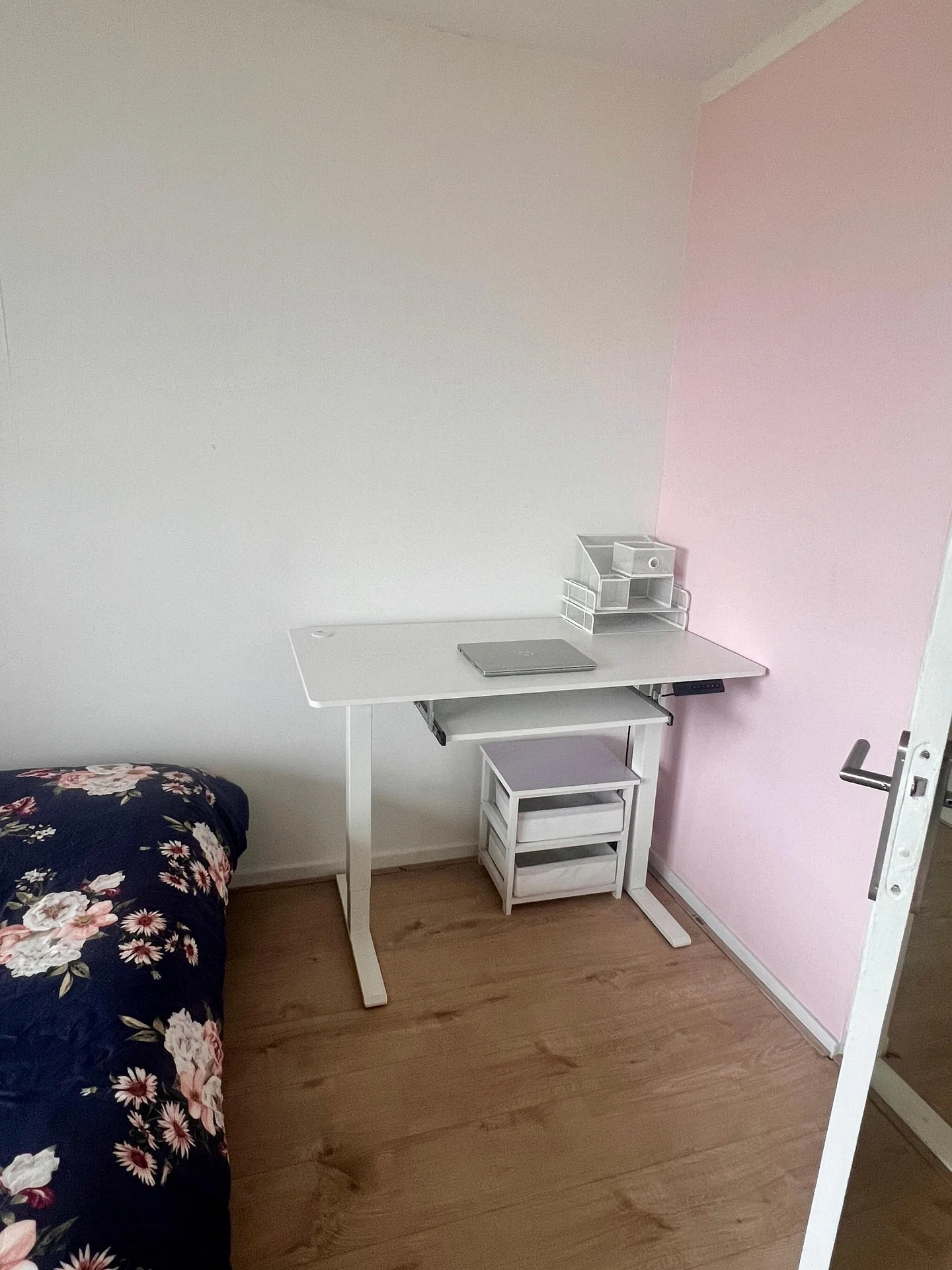Foto van de Kamer gelegen aan de Meppelweg in Den Haag