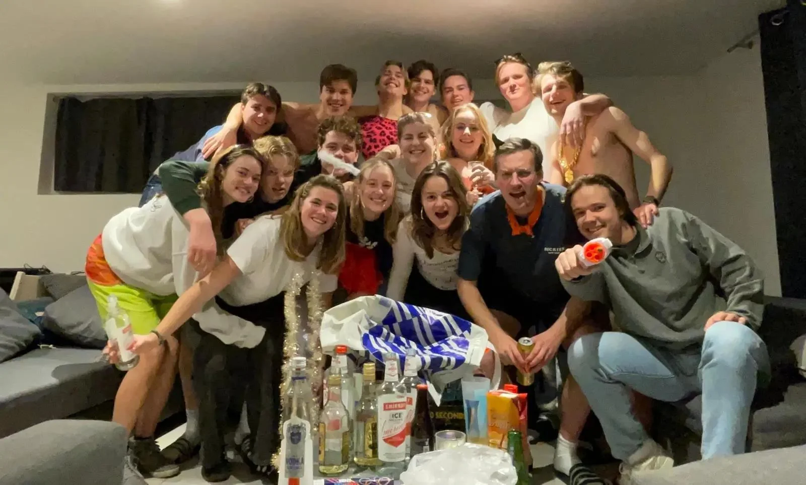 geblurde versie van de foto als achtergrond