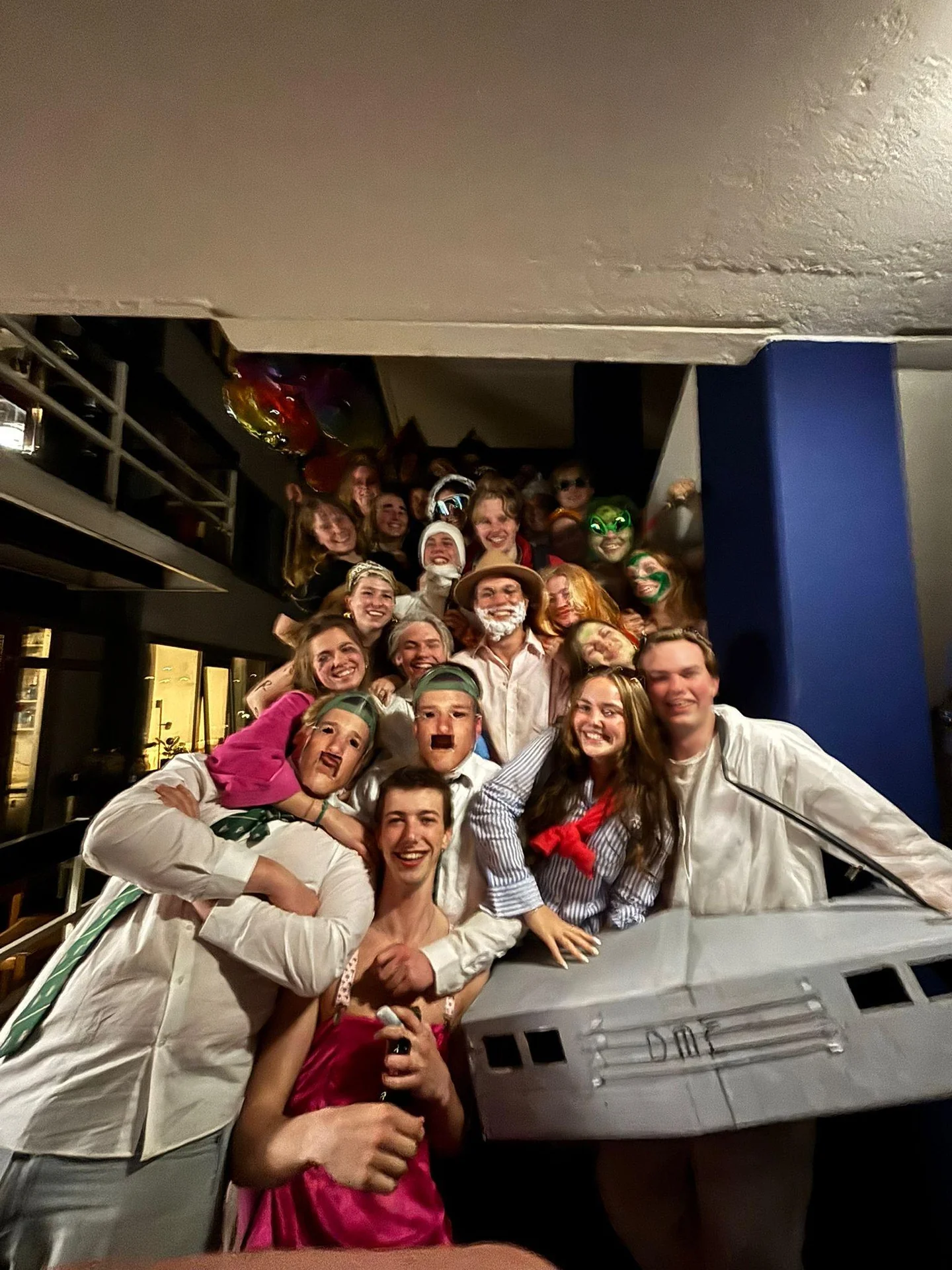 geblurde versie van de foto als achtergrond