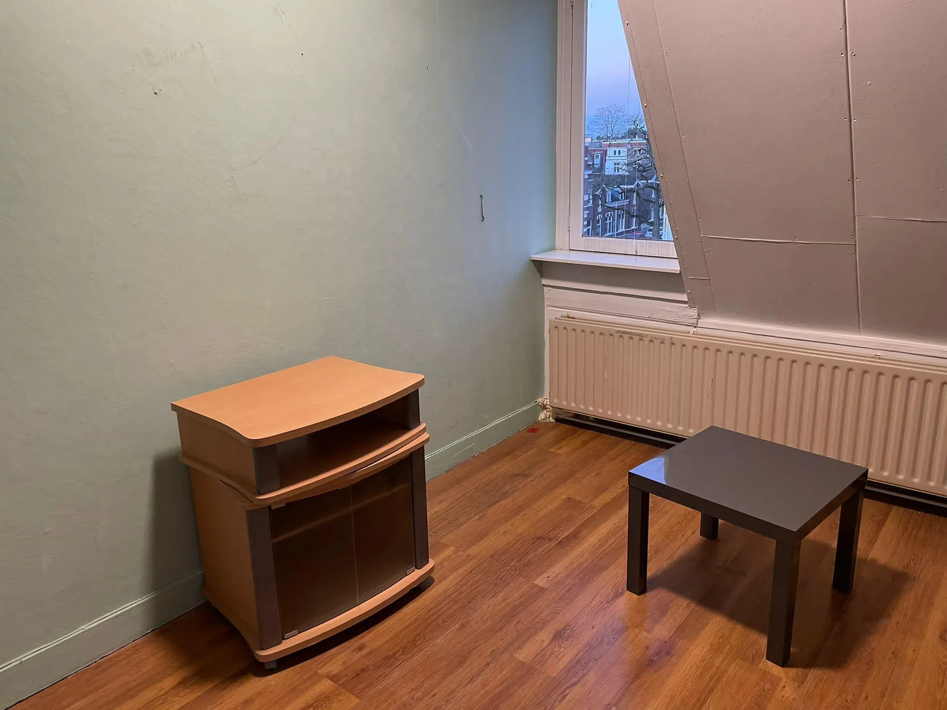 geblurde versie van de foto als achtergrond