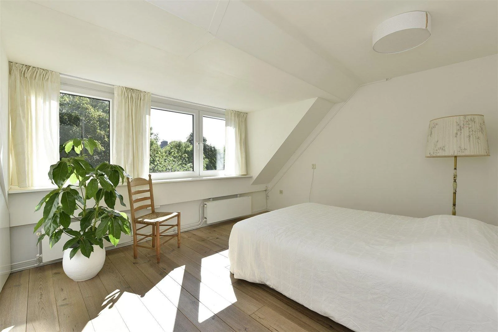 Foto van de Appartement gelegen aan de Spaarndammerdijk in Amsterdam