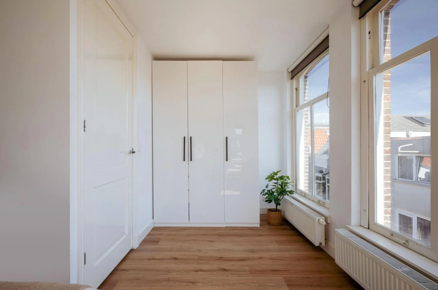 Foto van de Kamer gelegen aan de Tweede Tuindwarsstraat in Amsterdam