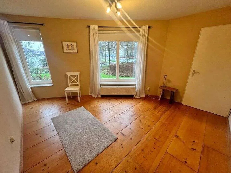 Foto van de Appartement gelegen aan de Omval in Amsterdam